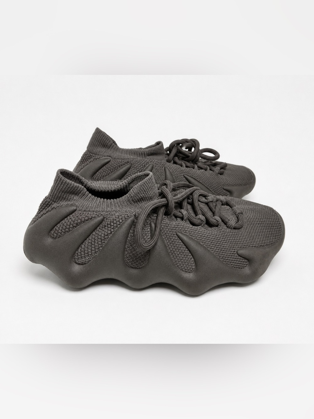 Adidas Yeezy 450 Dark Slate Sneakers Black Gray boys Size 5.5 Athletic Shoes